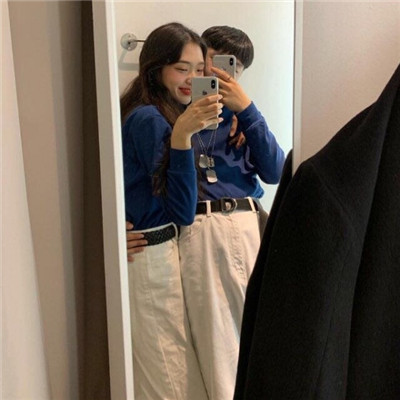 情侣秀恩爱头像一对两张_情侣头像00后专属2020最新的