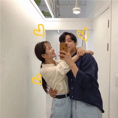 情侣秀恩爱头像一对两张_情侣头像00后专属2020最新的