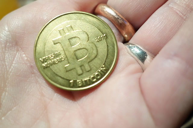 十部门发文:将虚拟货币“挖矿”活动列为淘汰类产业 比特币 微新闻 第1张 十部门发文:将虚拟货币“挖矿”活动列为淘汰类产业 比特币 微新闻 第1张