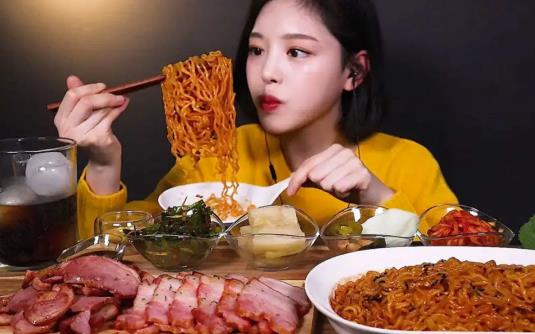 如何引流女粉丝一天20加? 如何引流女粉丝一天20加?